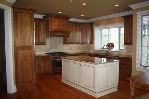Delicious kitchen by Sycamore Kitchens & More